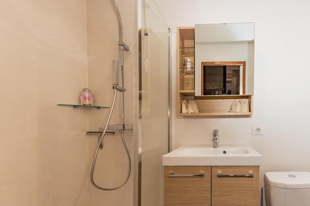 Appartement Cocooning, Climatise, Au Coeur D'Agen Ngoại thất bức ảnh